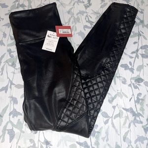 Spanx Women’s Faux Leather Quilted Leggings
